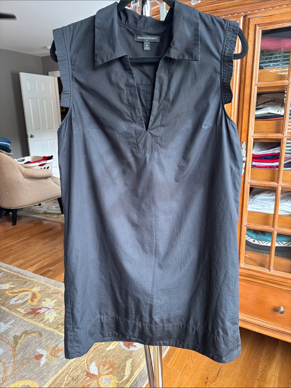Banana Republic Black Sleeveless Collared Shift Dress
